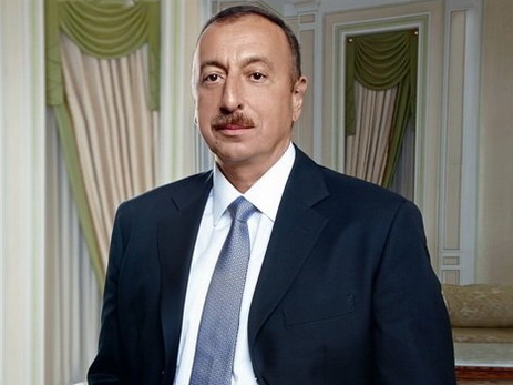 Президент Азербайджана поздравил афганского коллегу с Днем независимости