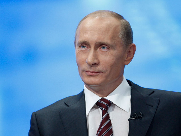 Владимир Путин поздравил мусульман России с Гурбан байрамы