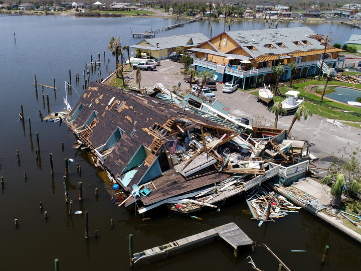 Ущерб от ураганов «Харви» и «Ирма» может достичь $290 млрд
