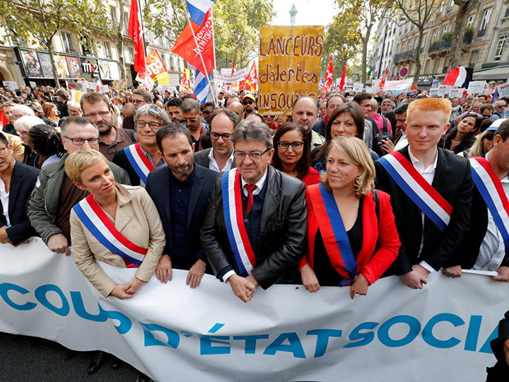 В Париже не прекращаются беспорядки из-за реформ