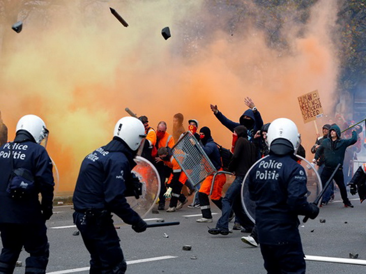 Во время беспорядков в Брюсселе задержаны 20 человек