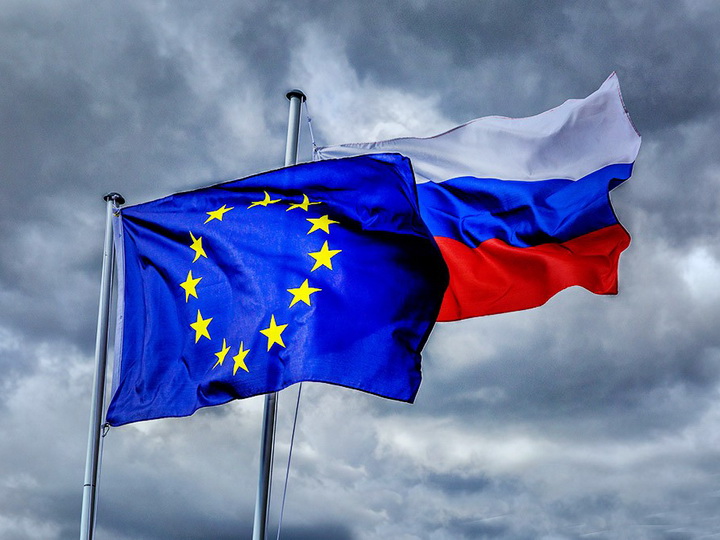 Совет ЕС продлил экономические санкции против России