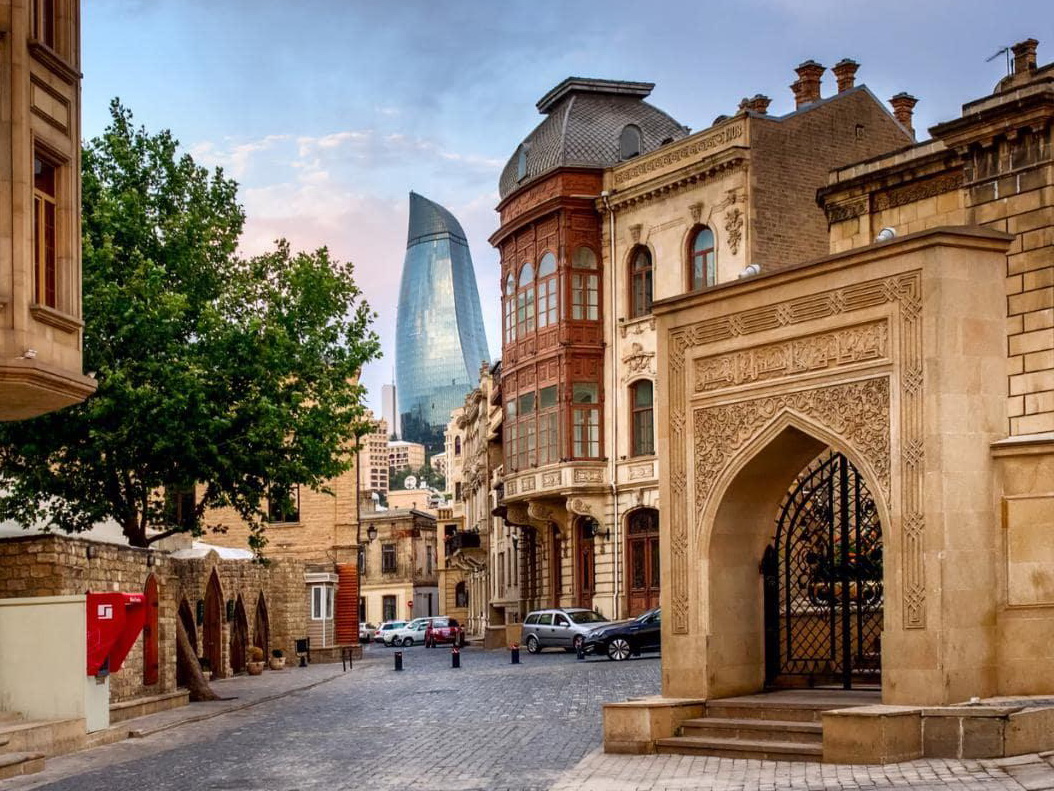 Стартует конкурс «100 лет Азербайджанской Демократической Республике»