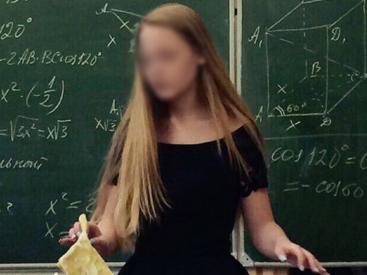 В России школьница предложила преподавателю встречаться прямо на уроке – ВИДЕО