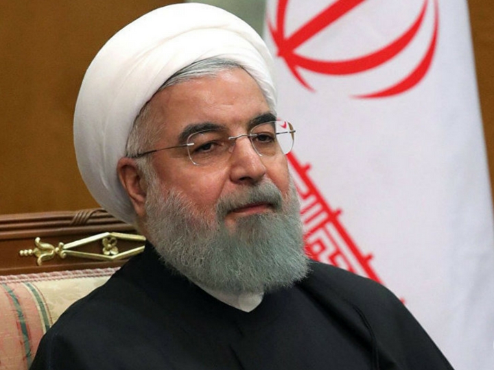 Роухани назвал участие в протестах конституционным правом иранцев