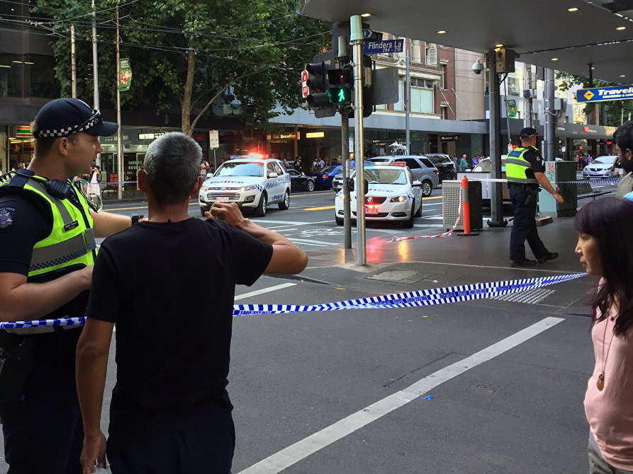 При наезде автомобиля на пешеходов в Мельбурне пострадали 12 человек - ФОТО – ВИДЕО - ОБНОВЛЕНО