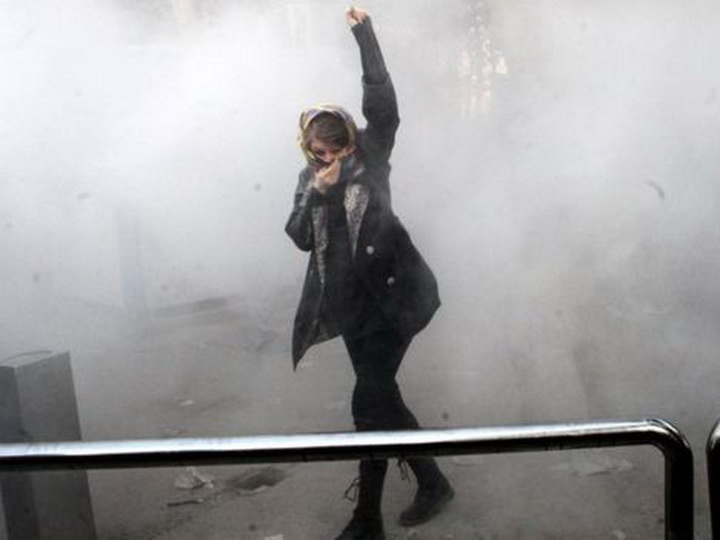 В Иране из-за протестов заблокировали Instagram и Telegram
