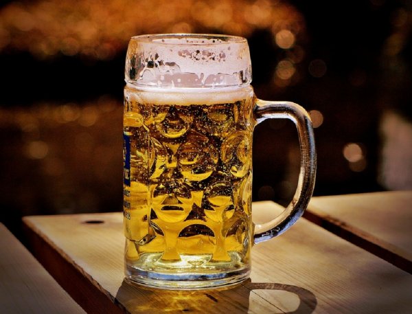 Московский ресторан выплатит штраф в размере 840 тыс руб за пиво с коноплей