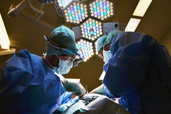 Краснодарские врачи провели уникальную операцию на печени