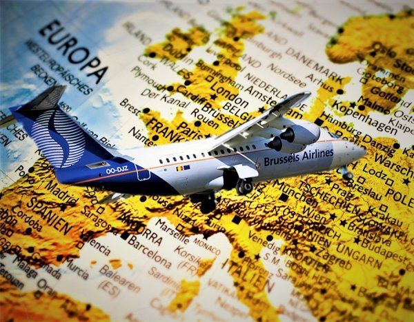 Европа не в топе: Европейские авиакомпании попали в список худших авиалиний мира