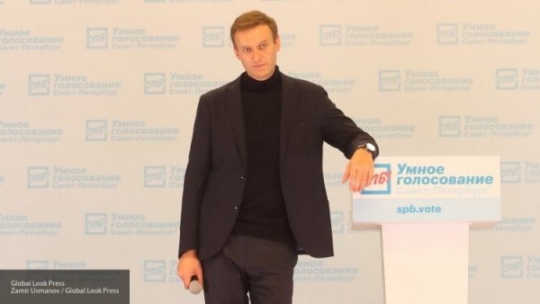 «Борец с коррупцией» Навальный не увидел криминала в противозаконных действиях своего спонсора Петрова